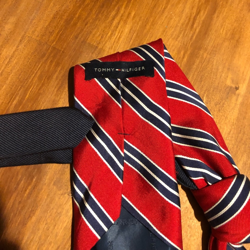 Tommy Hilfiger tie - Picture 4 of 5